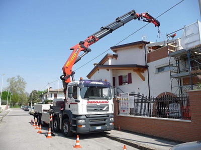 fotogallery  Camion Gru, immagine camion gru 3.jpg